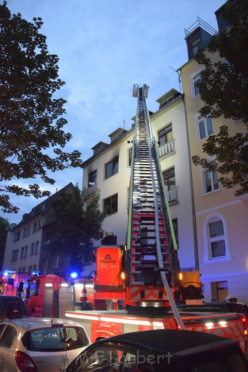 Feuer 2 Y Koeln Neustadt Sued Darmstaedterstr P059.JPG - Miklos Laubert